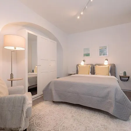 شقة Nr 5 - J26 Luxury Apartment, Jauniela 26 Old - Great View & Location - 2 Bedrooms - 80 M2