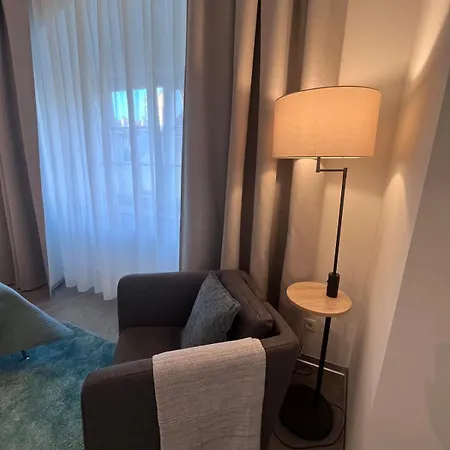 Nr 5 - J26 Luxury Apartment, Jauniela 26 Old - Great View & Location - 2 Bedrooms - 80 M2 شقة