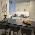 Nr 5 - J26 Luxury Apartment, Jauniela 26 Old - Great View & Location - 2 Bedrooms - 80 M2 Lejlighed *
