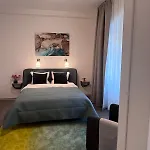 Nr 5 - J26 Luxury Apartment, Jauniela 26 Old - Great View & Location - 2 Bedrooms - 80 M2 Lejlighed