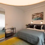 Nr 5 - J26 Luxury Apartment, Jauniela 26 Old - Great View & Location - 2 Bedrooms - 80 M2 Riga