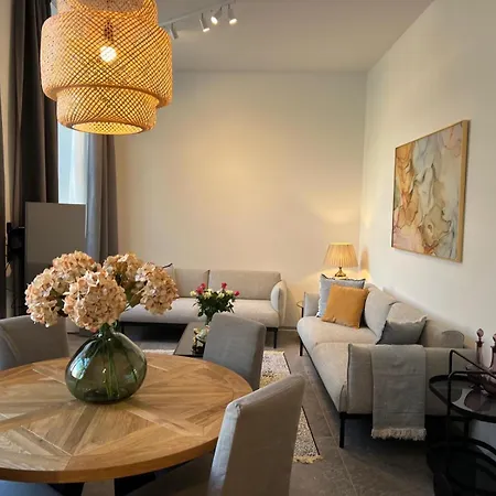 Apartmán Nr 5 - J26 Luxury Apartment, Jauniela 26 Old - Great View & Location - 2 Bedrooms - 80 M2