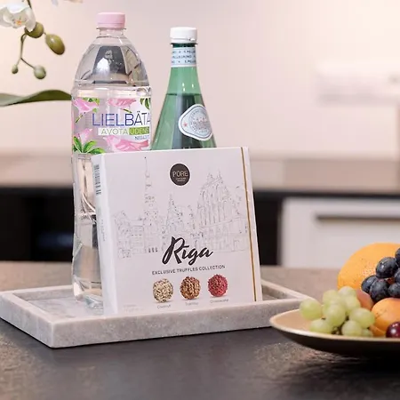 Apartmán Nr 5 - J26 Luxury Apartment, Jauniela 26 Old - Great View & Location - 2 Bedrooms - 80 M2