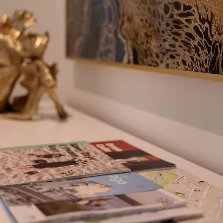 Apartmán Nr 5 - J26 Luxury Apartment, Jauniela 26 Old - Great View & Location - 2 Bedrooms - 80 M2 Riga