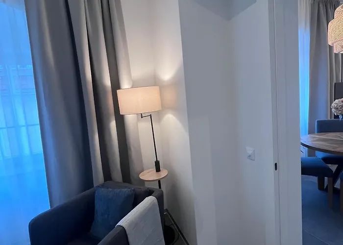 Nr 5 - J26 Luxury Apartment, Jauniela 26 Old - Great View & Location - 2 Bedrooms - 80 M2 *