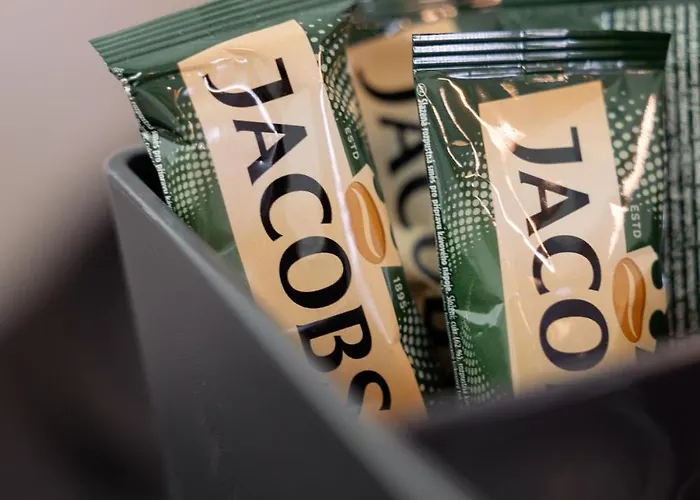 Nr 5 - J26 Luxury Apartment, Jauniela 26 Old - Great View & Location - 2 Bedrooms - 80 M2 Апартаменти *