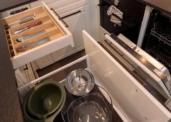 Апартаменти Nr 5 - J26 Luxury Apartment, Jauniela 26 Old - Great View & Location - 2 Bedrooms - 80 M2