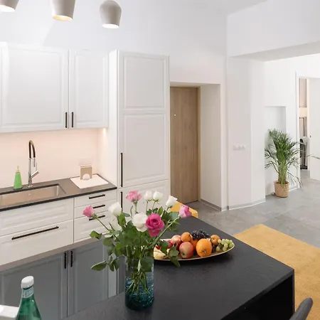 Old Great Location & View - Unique 2bdr 80m2 Apartment