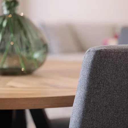 Nr 5 - J26 Luxury Apartment, Jauniela 26 Old - Great View & Location - 2 Bedrooms - 80 M2 *