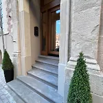 Nr 5 - J26 Luxury Apartment, Jauniela 26 Old - Great View & Location - 2 Bedrooms - 80 M2 * Riga