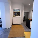 Dzīvoklis Nr 5 - J26 Luxury Apartment, Jauniela 26 Old - Great View & Location - 2 Bedrooms - 80 M2
