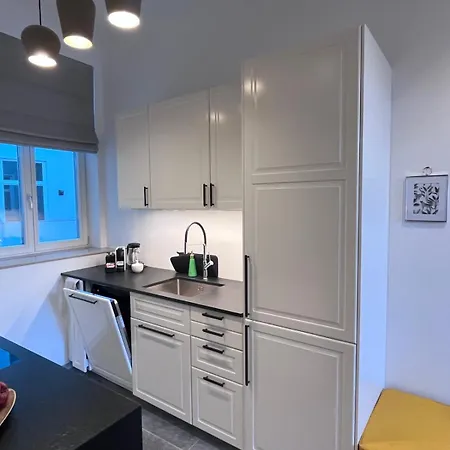 Lejlighed Nr 5 - J26 Luxury Apartment, Jauniela 26 Old - Great View & Location - 2 Bedrooms - 80 M2
